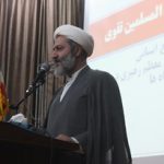 دنیا به اساتید محصول انقلاب احترام می‌گذارد