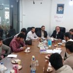 پس از ۱۶ ماه هنوز حقوق‌های نجومی آزاد است/ برخی نمایندگان فقط نطق‌ نمایشی دارند
