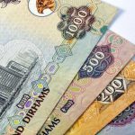عاملان فروش اسکناس های ۵۰۰ درهمی تقلبی دستگیر شدند