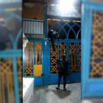 ماجرای بالا رفتن دو دختر از درب امامزاده شاهزاده حسین همدان چه بود؟