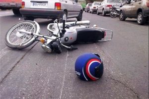 راننده فاقد گواهینامه جان ۲ موتور سوار را گرفت