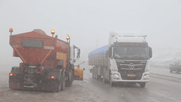 مهگرفتگی شدید در گردنههای همدان مهگرفتگی شدید در گردنههای همدان