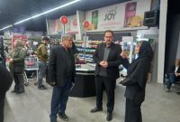 مدیرکل تعاون، کار و رفاه اجتماعی استان همدان در بازدید از فروشگاه‌ها و تأکید بر «ثبات قیمت کالاهای اساسی، مسئولیت همه است»